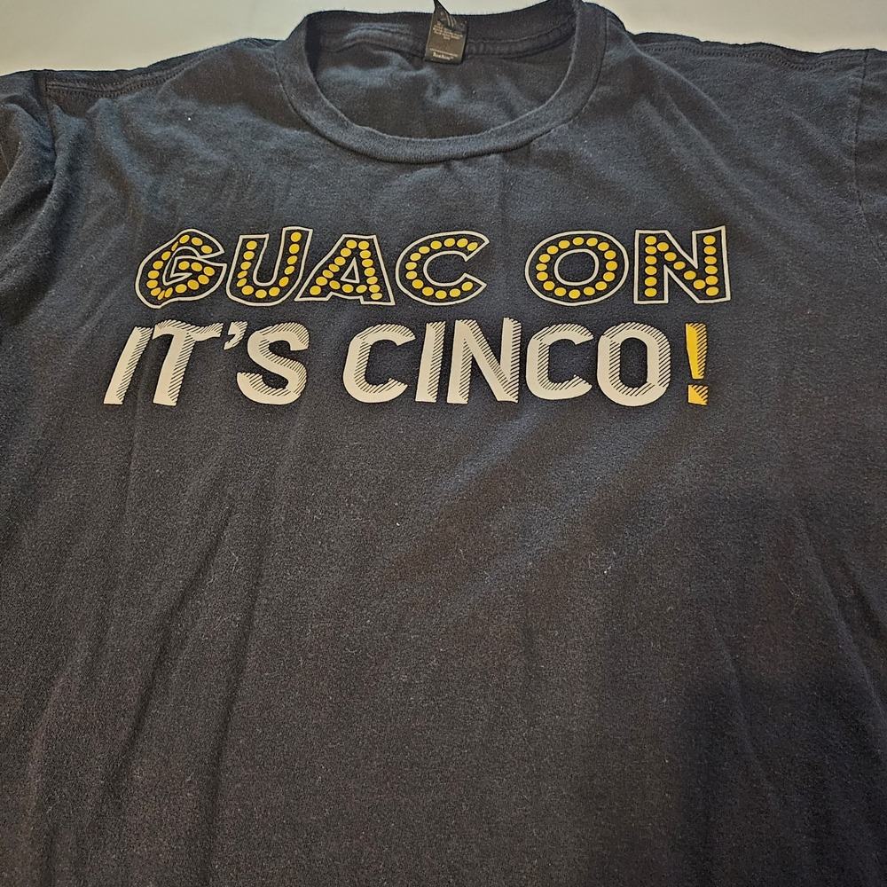 Anvil Cinco de Mayo Guac On It's Cinco La Parrilla 2018 Black T-Shirt Mens L